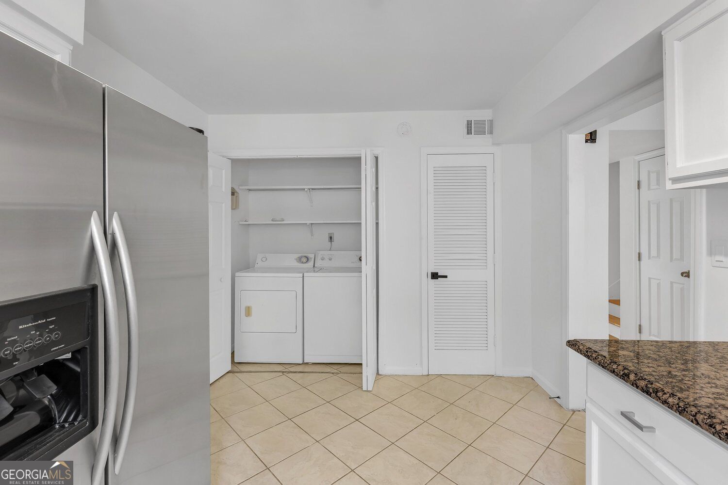 1138 Moorestown Circle Property Photo 11