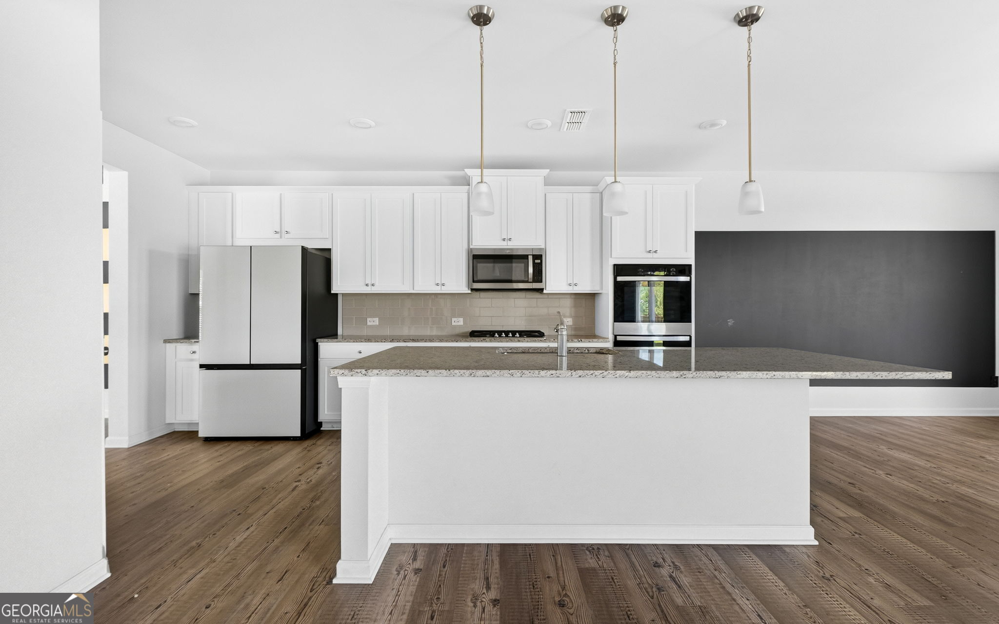 109 Bastian Road Property Photo 23
