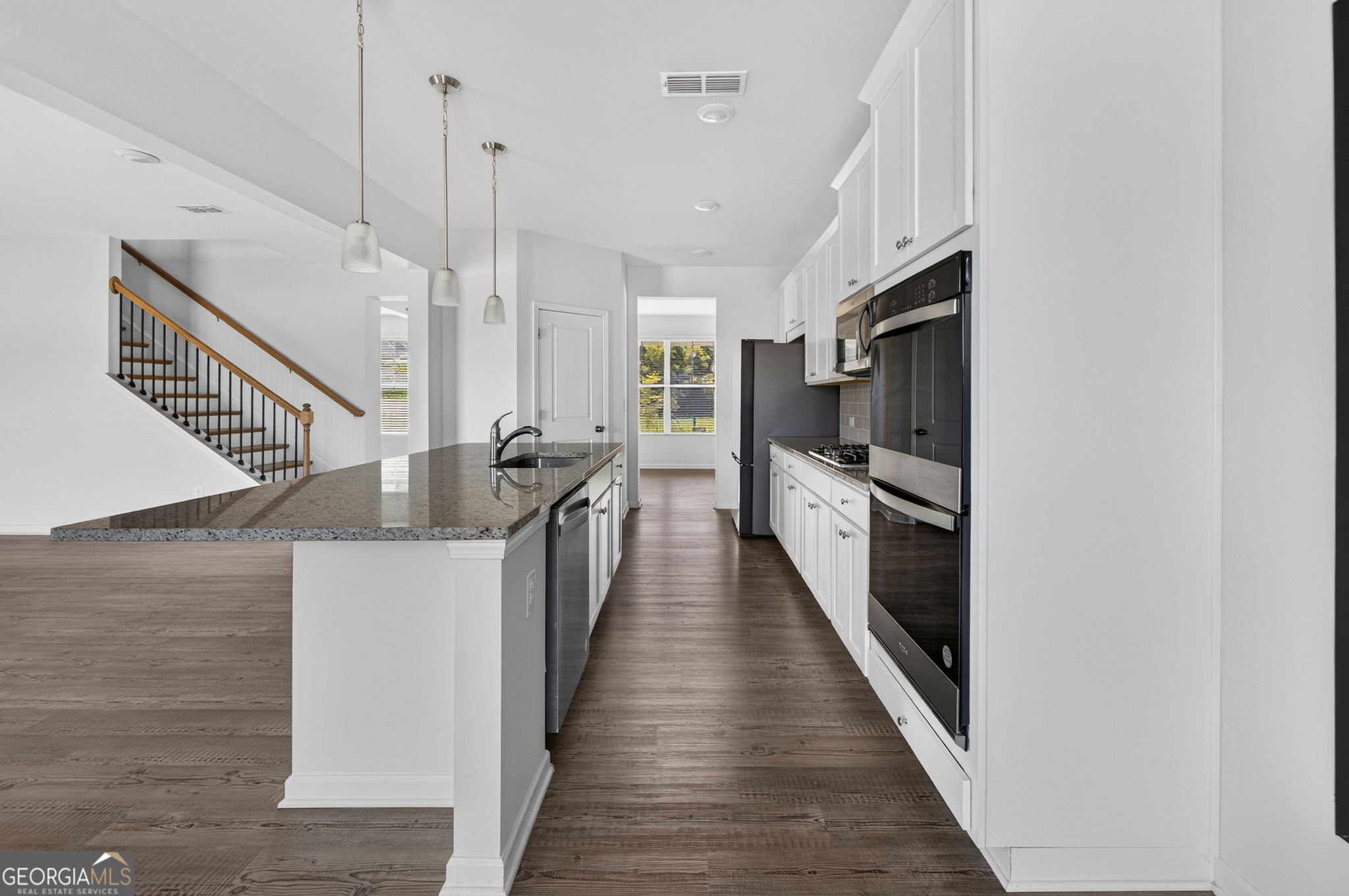 109 Bastian Road Property Photo 25