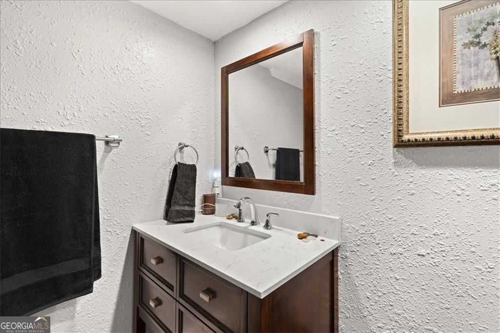 6851 Roswell Road # M5 Property Photo 17