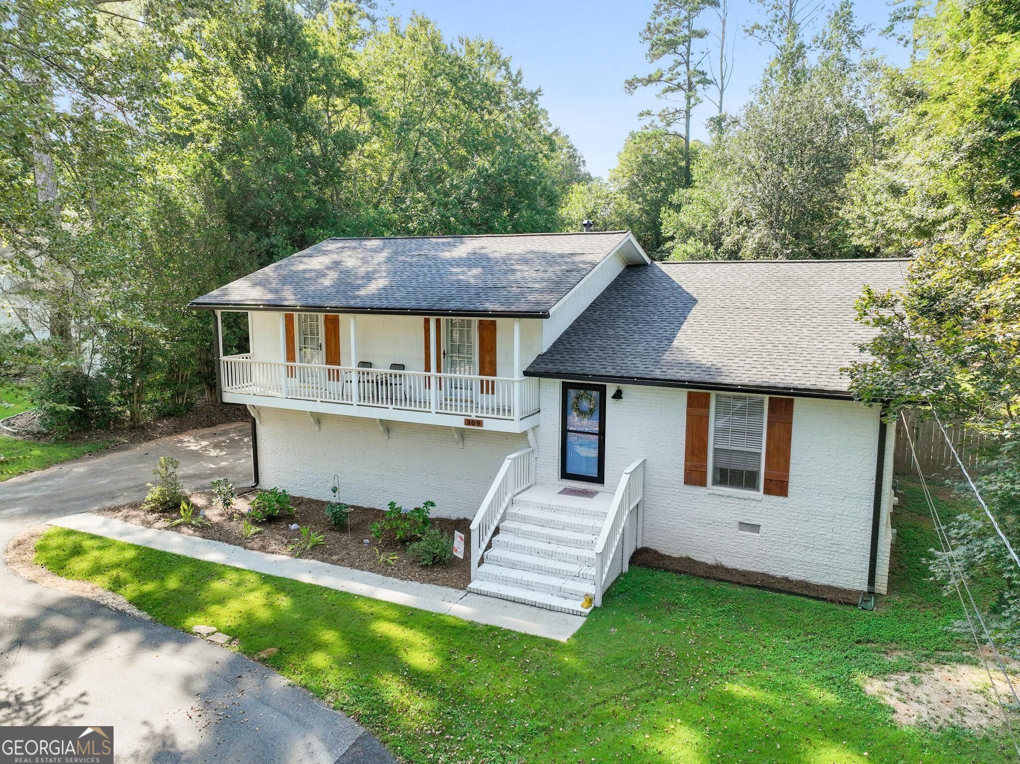 309 Burke Circle Property Photo 1