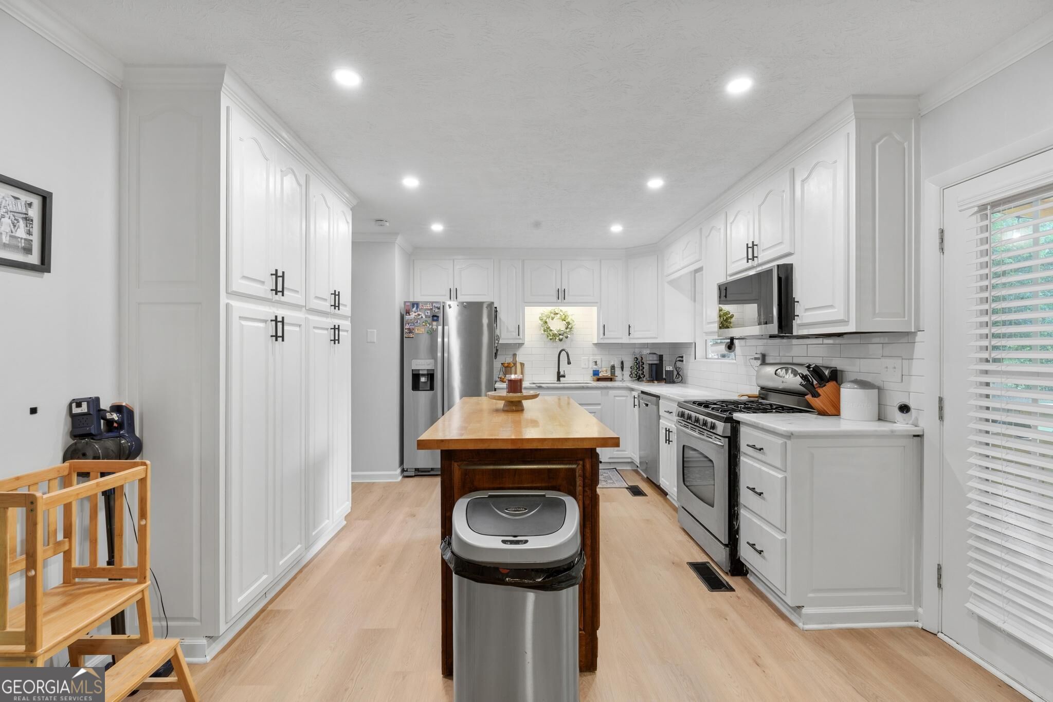 309 Burke Circle Property Photo 14