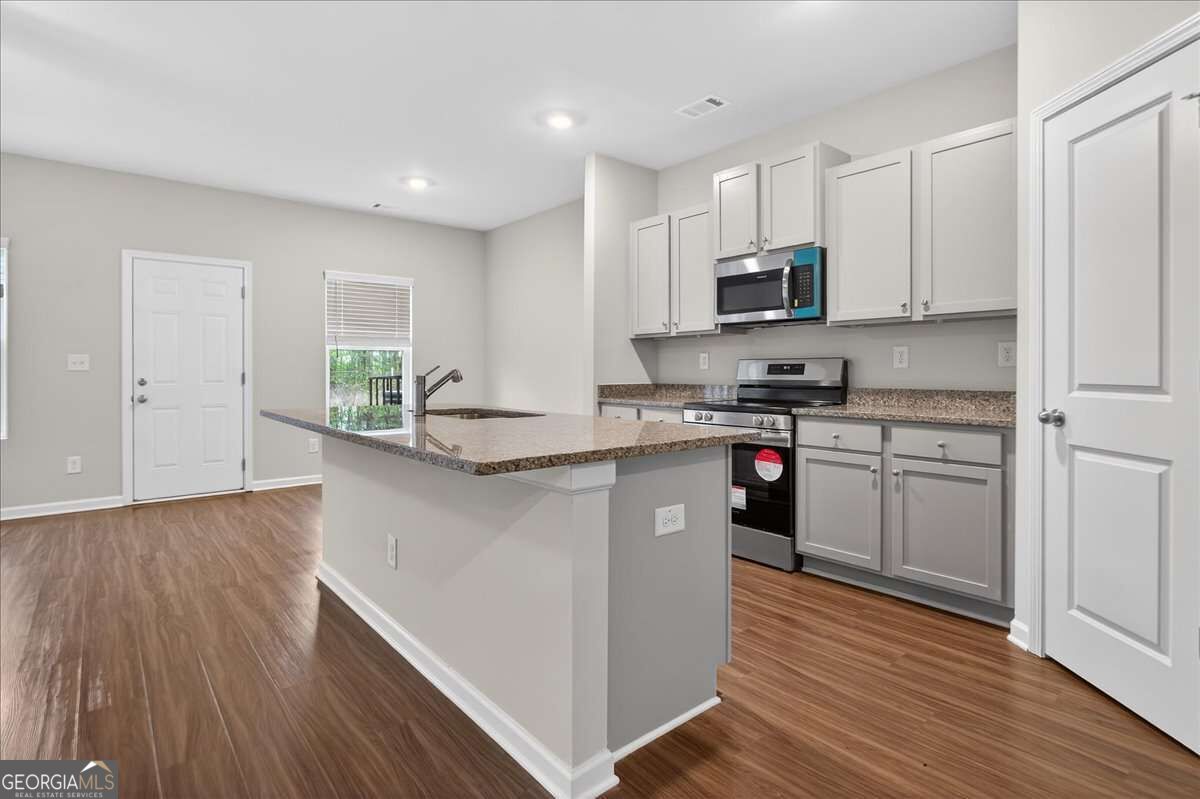 144 Brexley Drive Property Photo 6