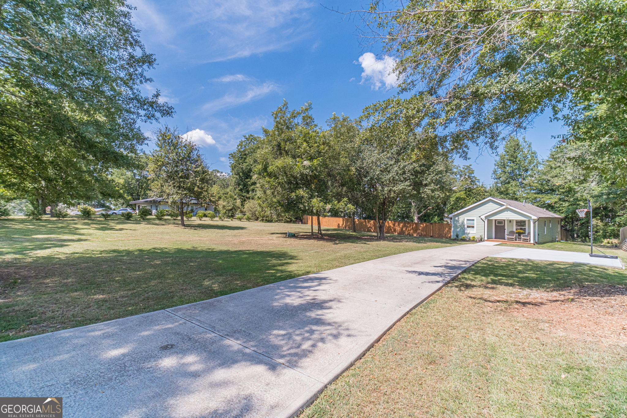 912 Alcovy Street Property Photo 2