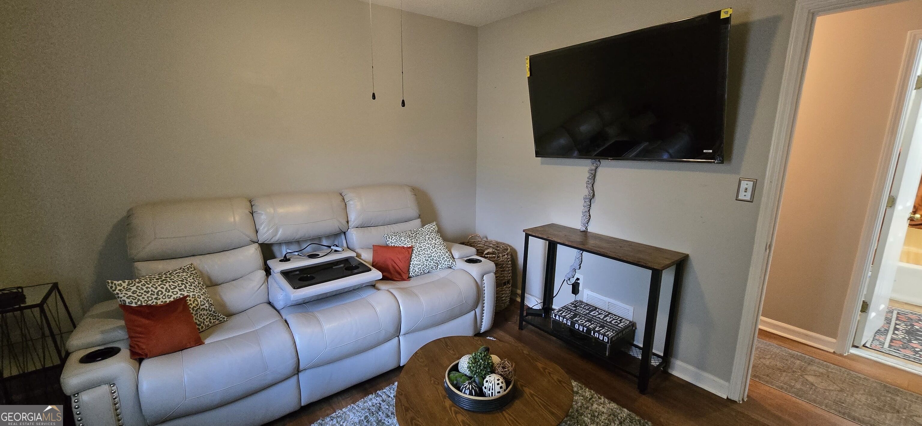 6586 Deshon Circle Property Photo 13