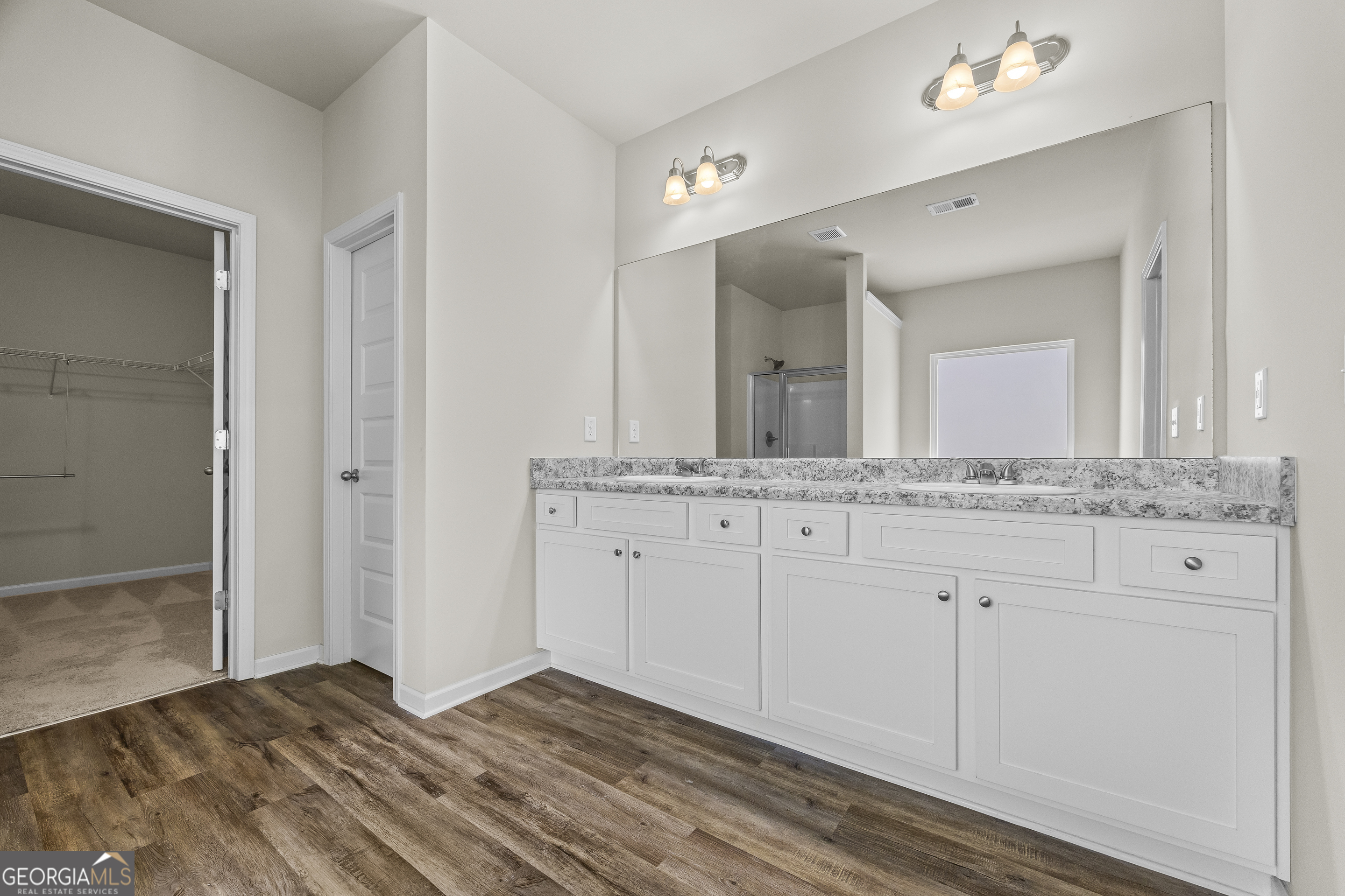 1912 Hymer Court Property Photo 29