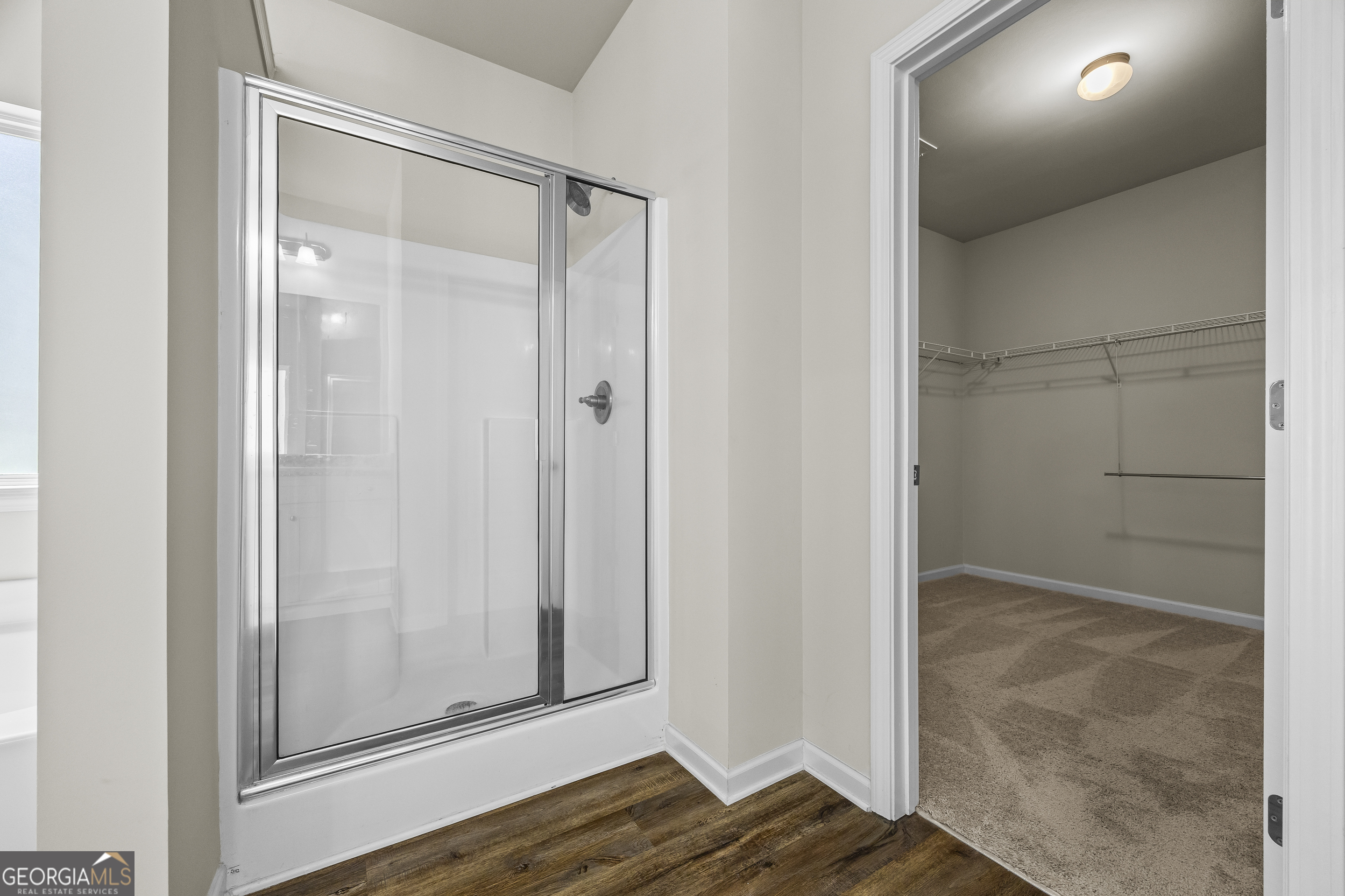 1912 Hymer Court Property Photo 31