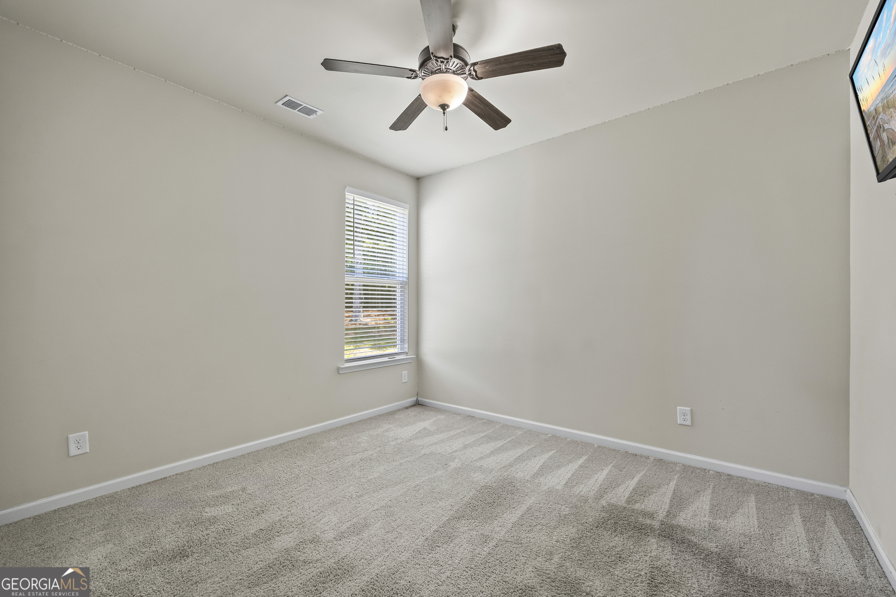 1912 Hymer Court Property Photo 40