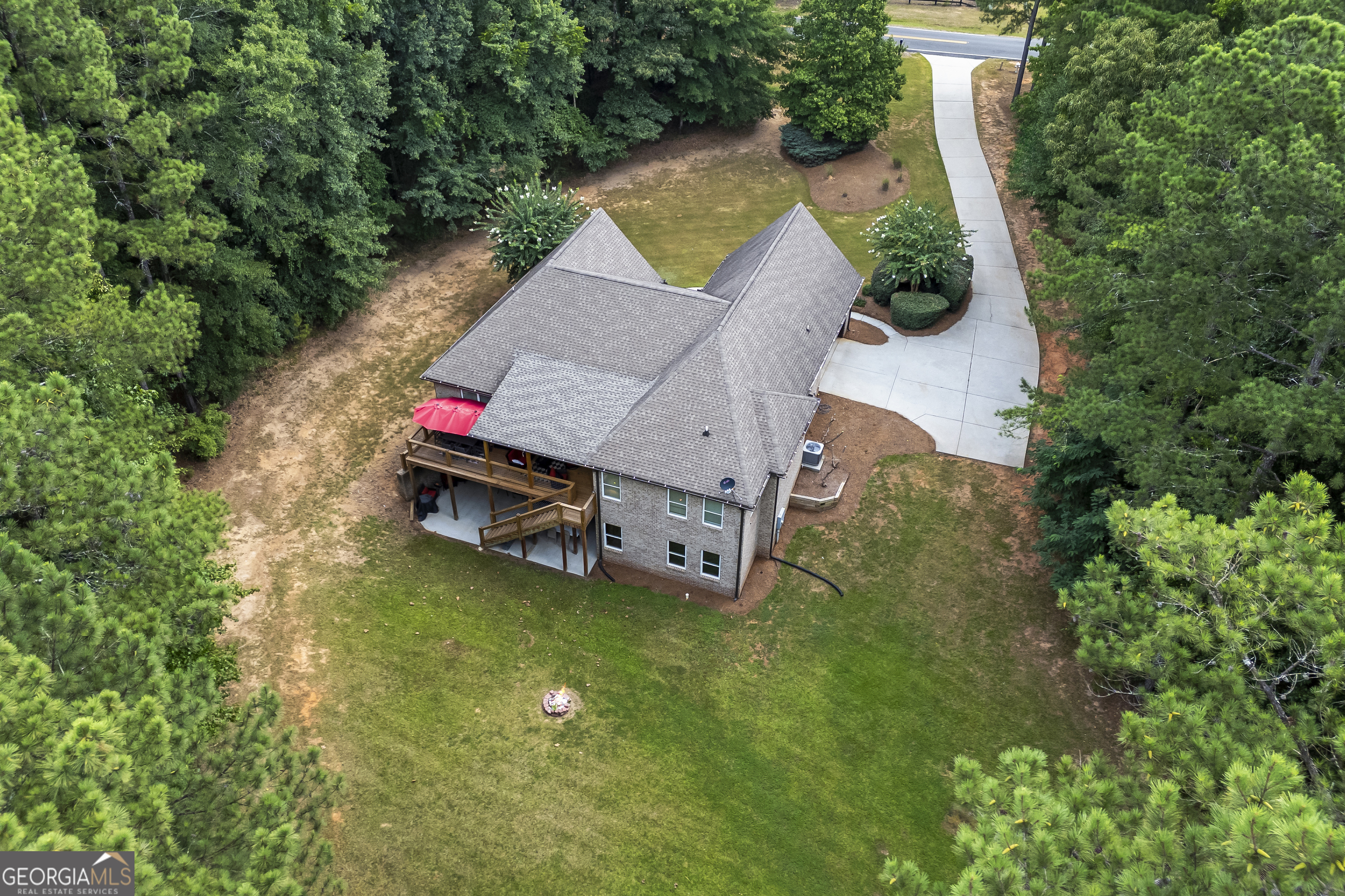 1400 Giles Road Property Photo 1