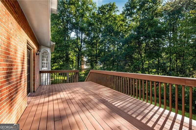 750 Arkwith Way Property Photo 39
