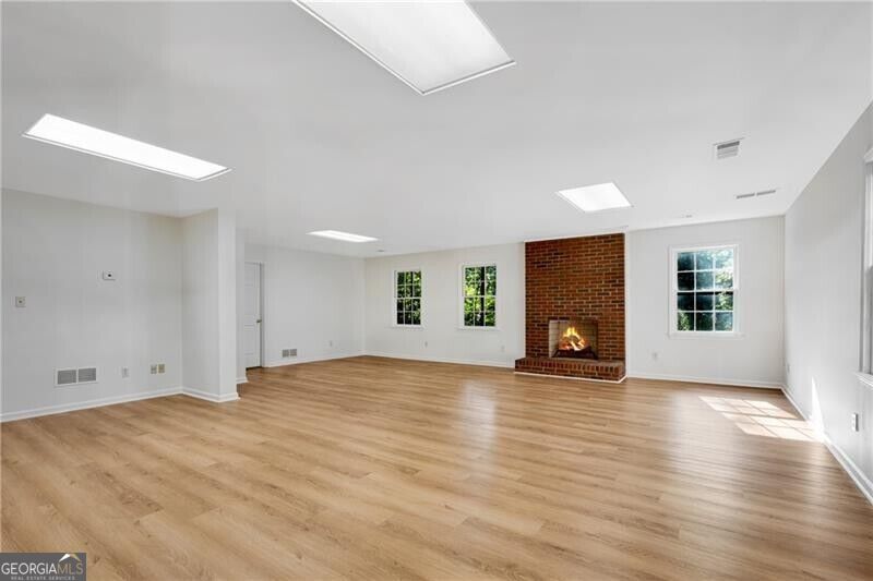 750 Arkwith Way Property Photo 43