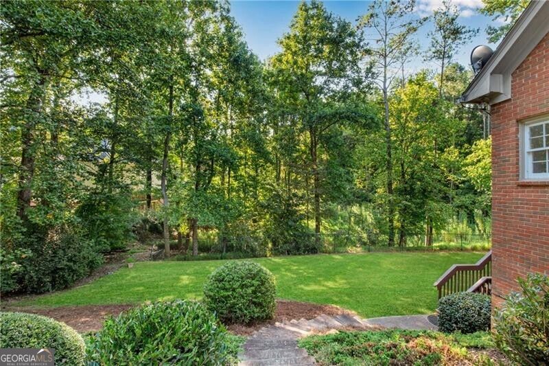 750 Arkwith Way Property Photo 49