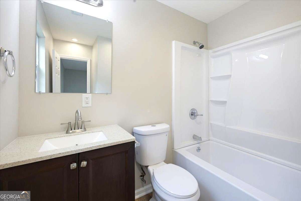 5612 Pine Gate Drive Property Photo 15