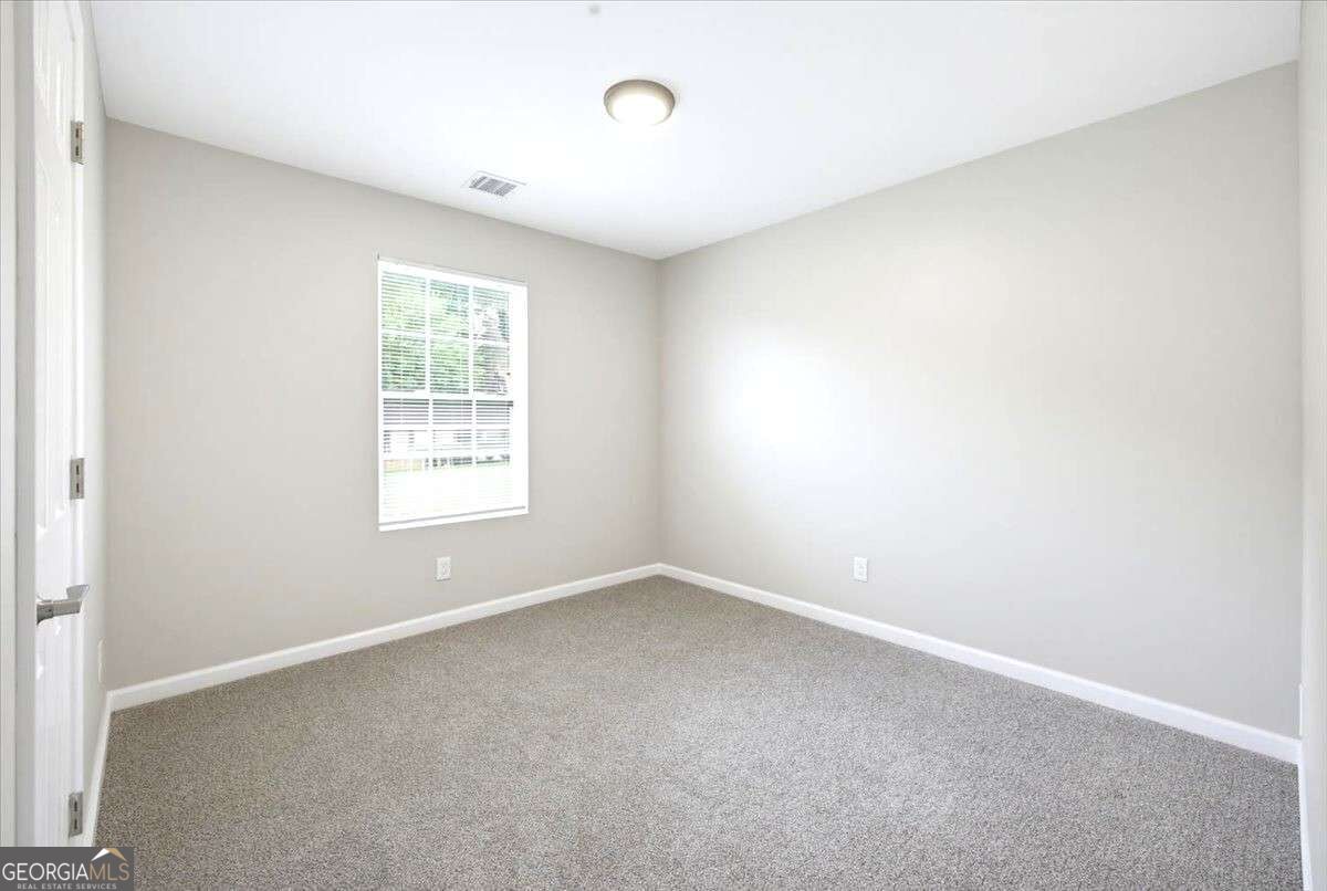 5612 Pine Gate Drive Property Photo 16