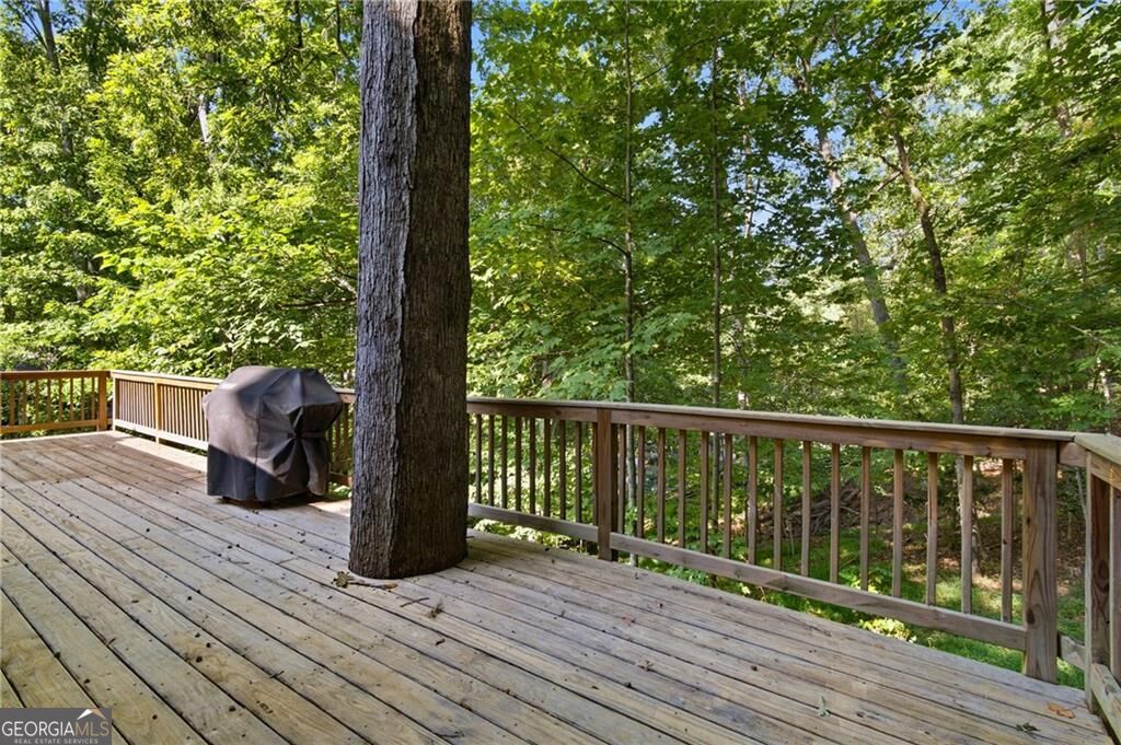715 Lake Top Way Property Photo 44
