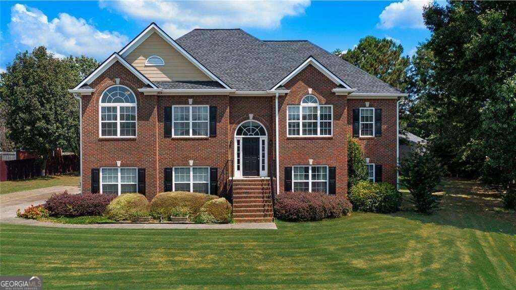21 Prestwick Loop Nw Property Photo 1