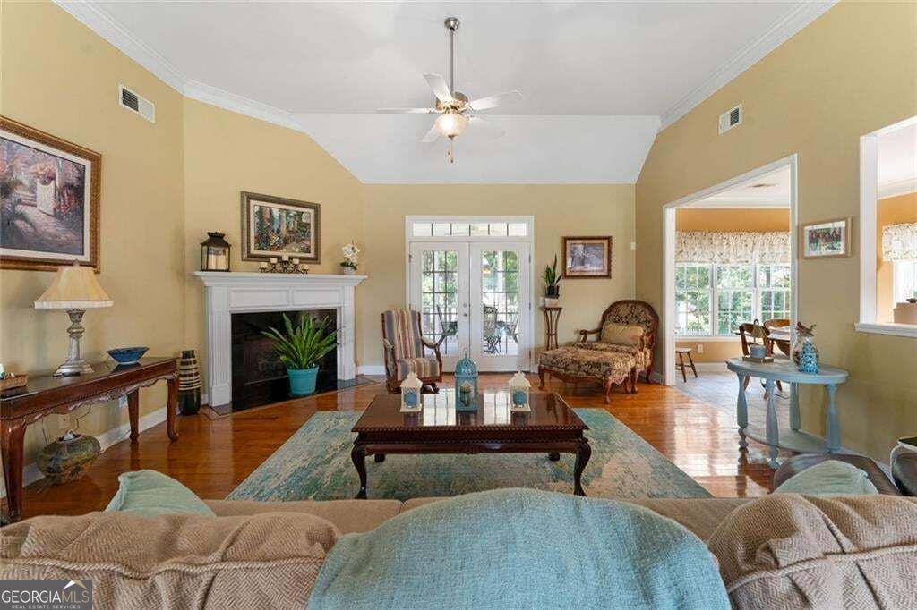 21 Prestwick Loop Nw Property Photo 10