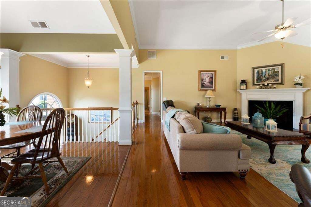 21 Prestwick Loop Nw Property Photo 16