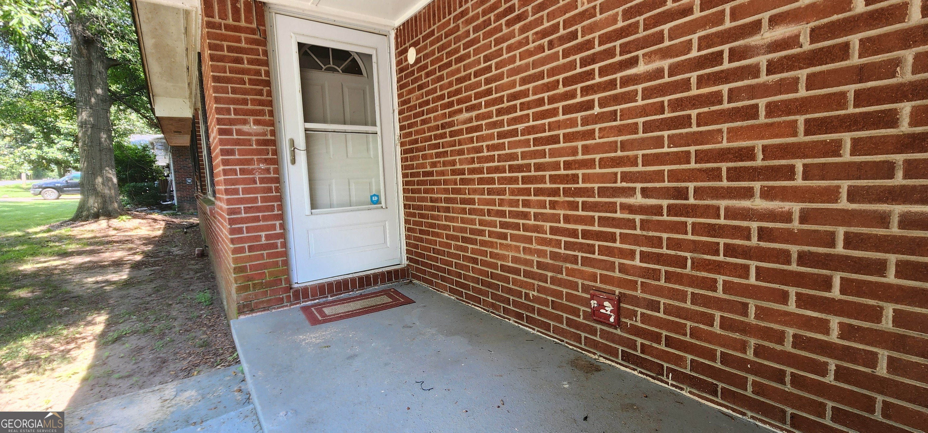 115 Burnside Street Property Photo 6