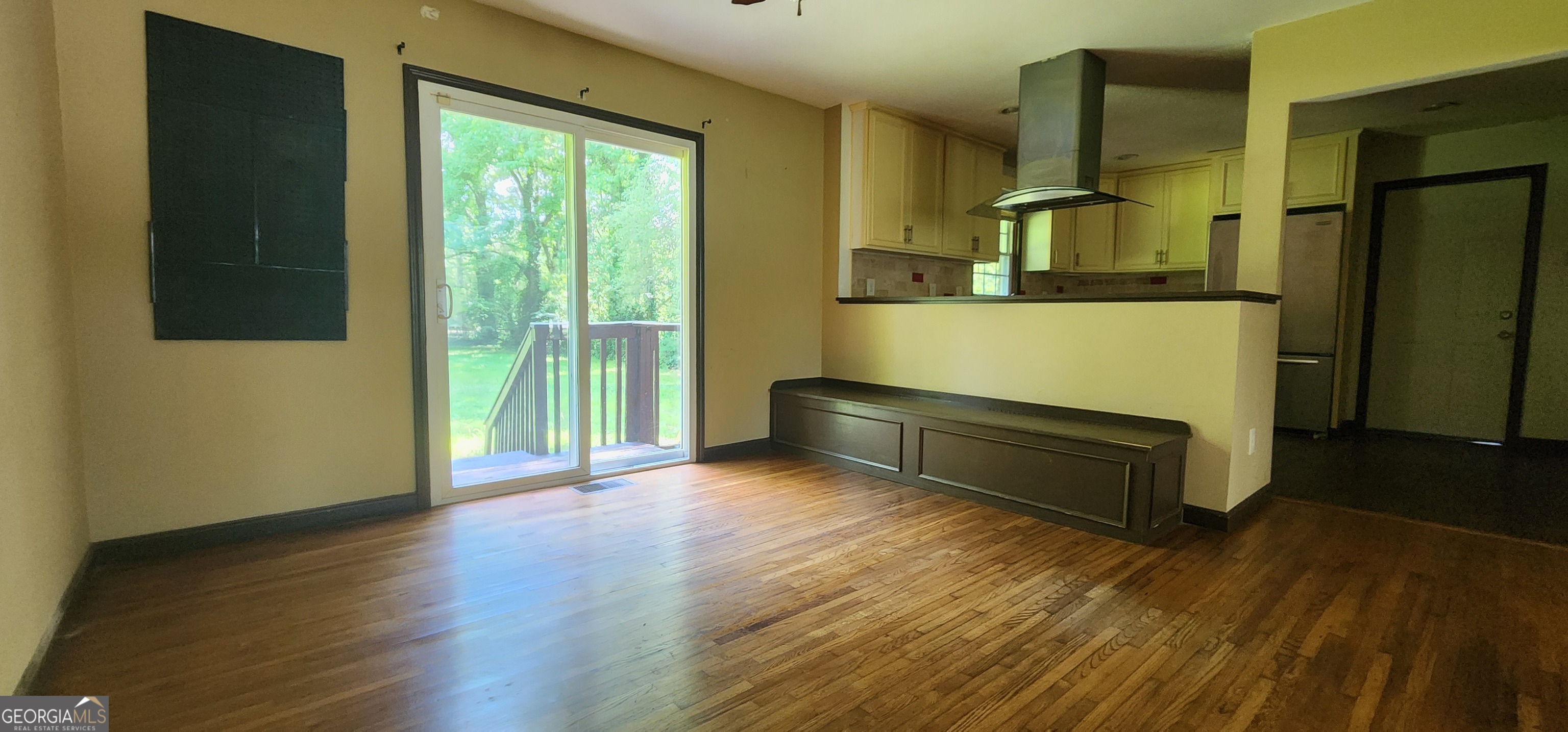 115 Burnside Street Property Photo 9