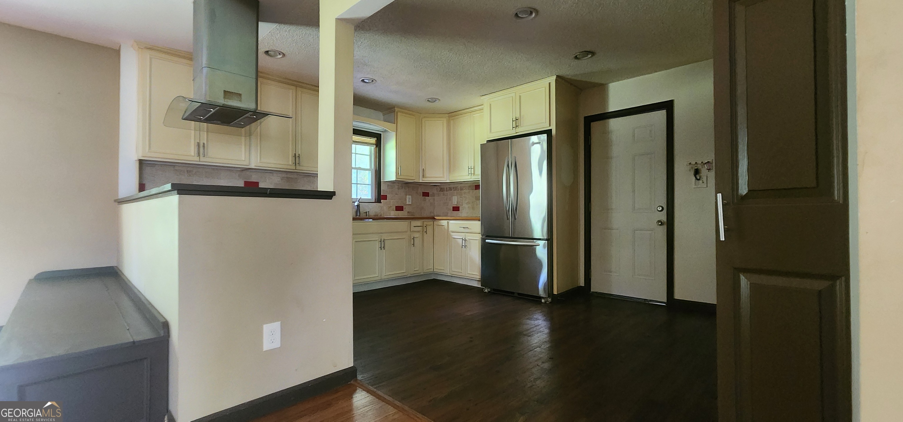 115 Burnside Street Property Photo 11