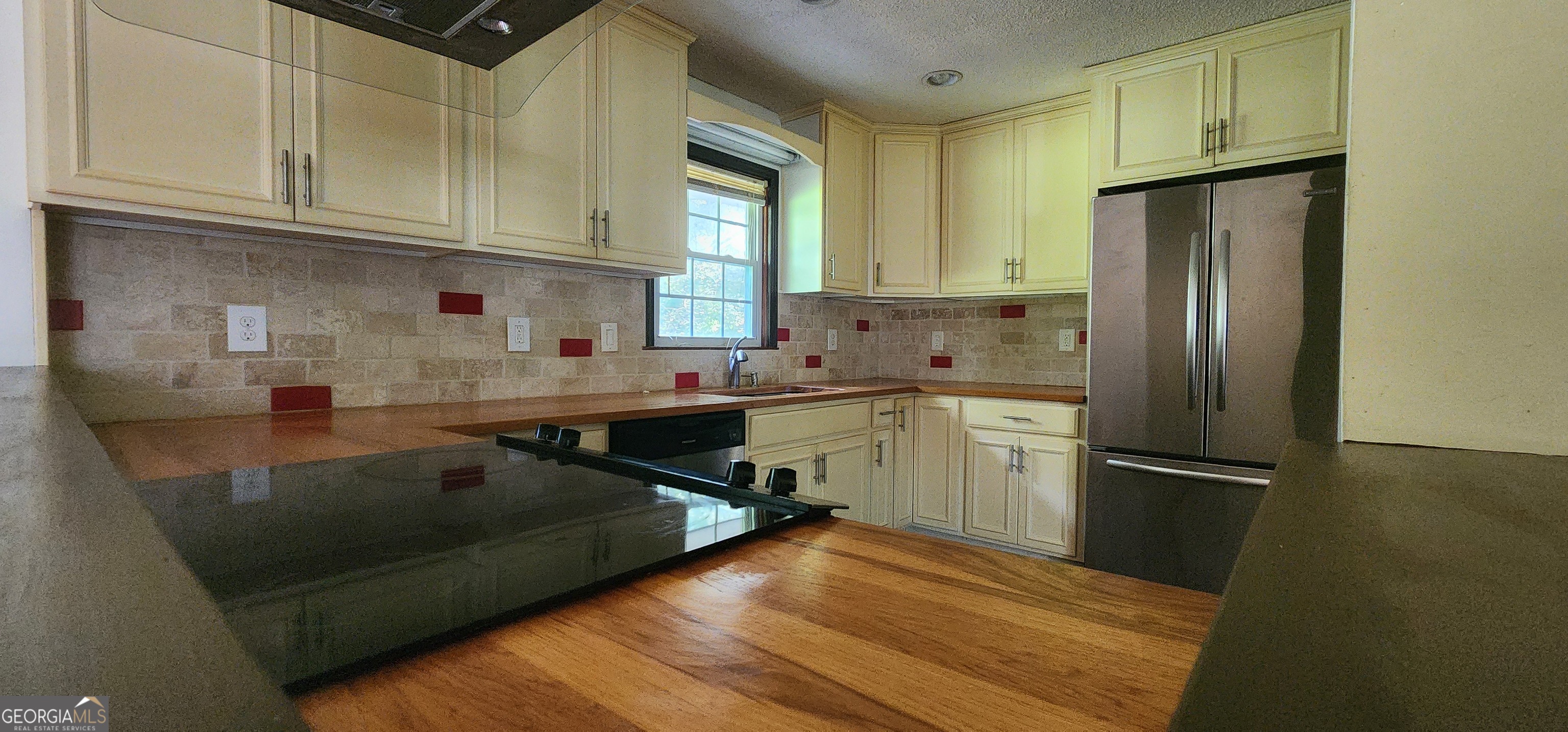 115 Burnside Street Property Photo 13