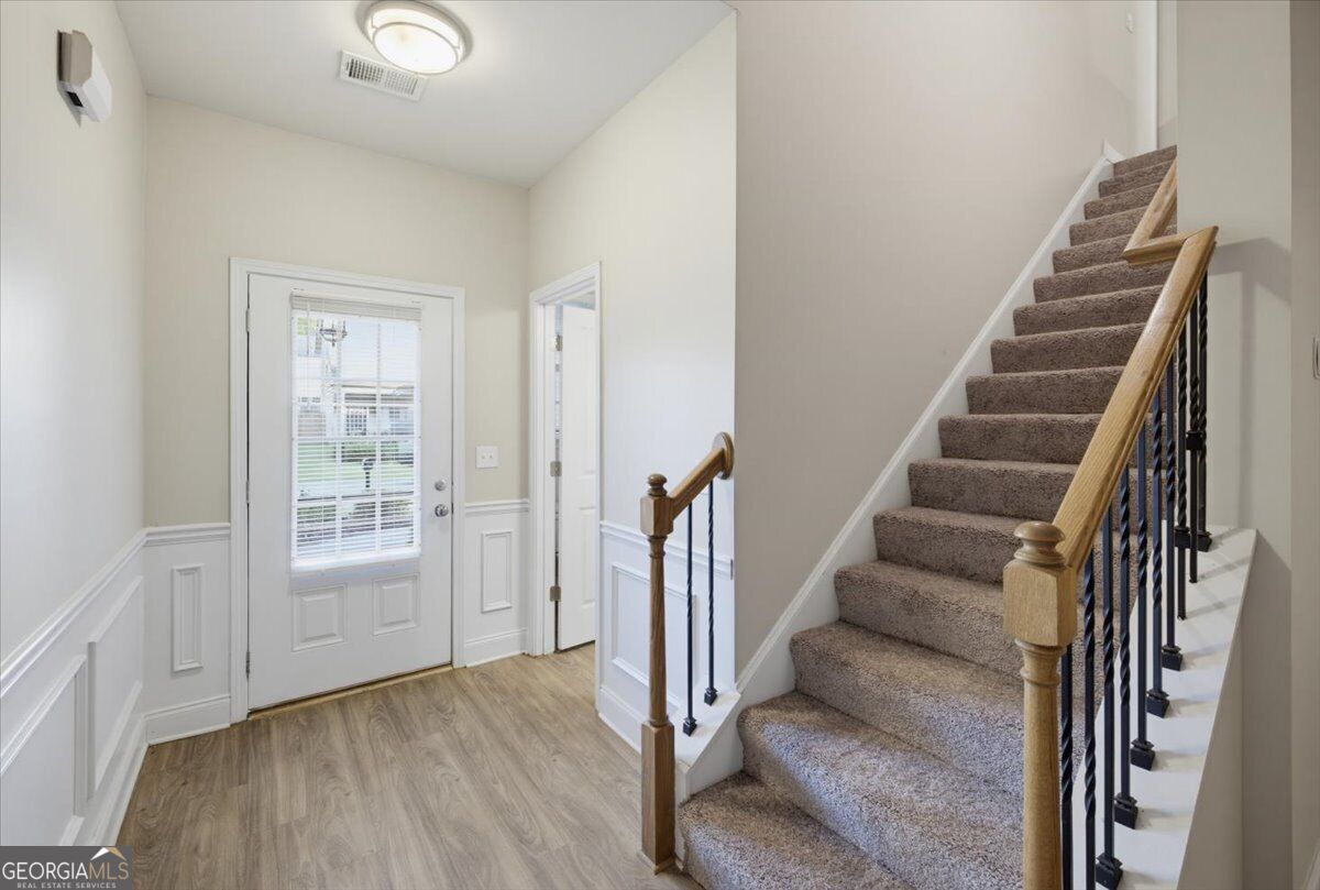 65 Castlemoor Loop Property Photo 7