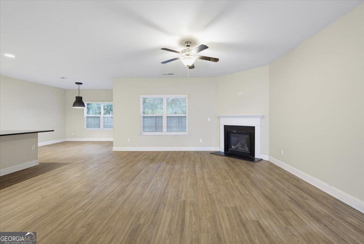 65 Castlemoor Loop Property Photo 8