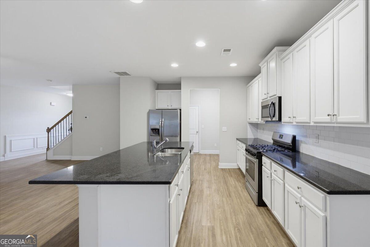 65 Castlemoor Loop Property Photo 13