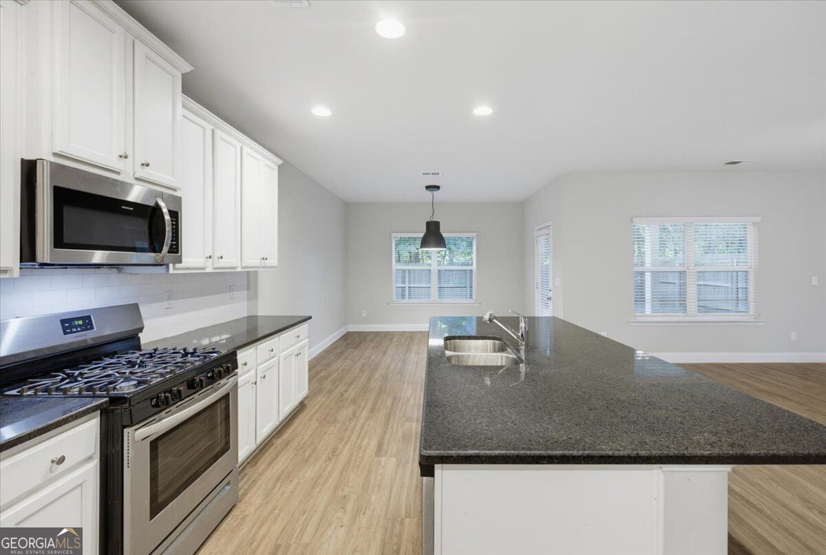 65 Castlemoor Loop Property Photo 17