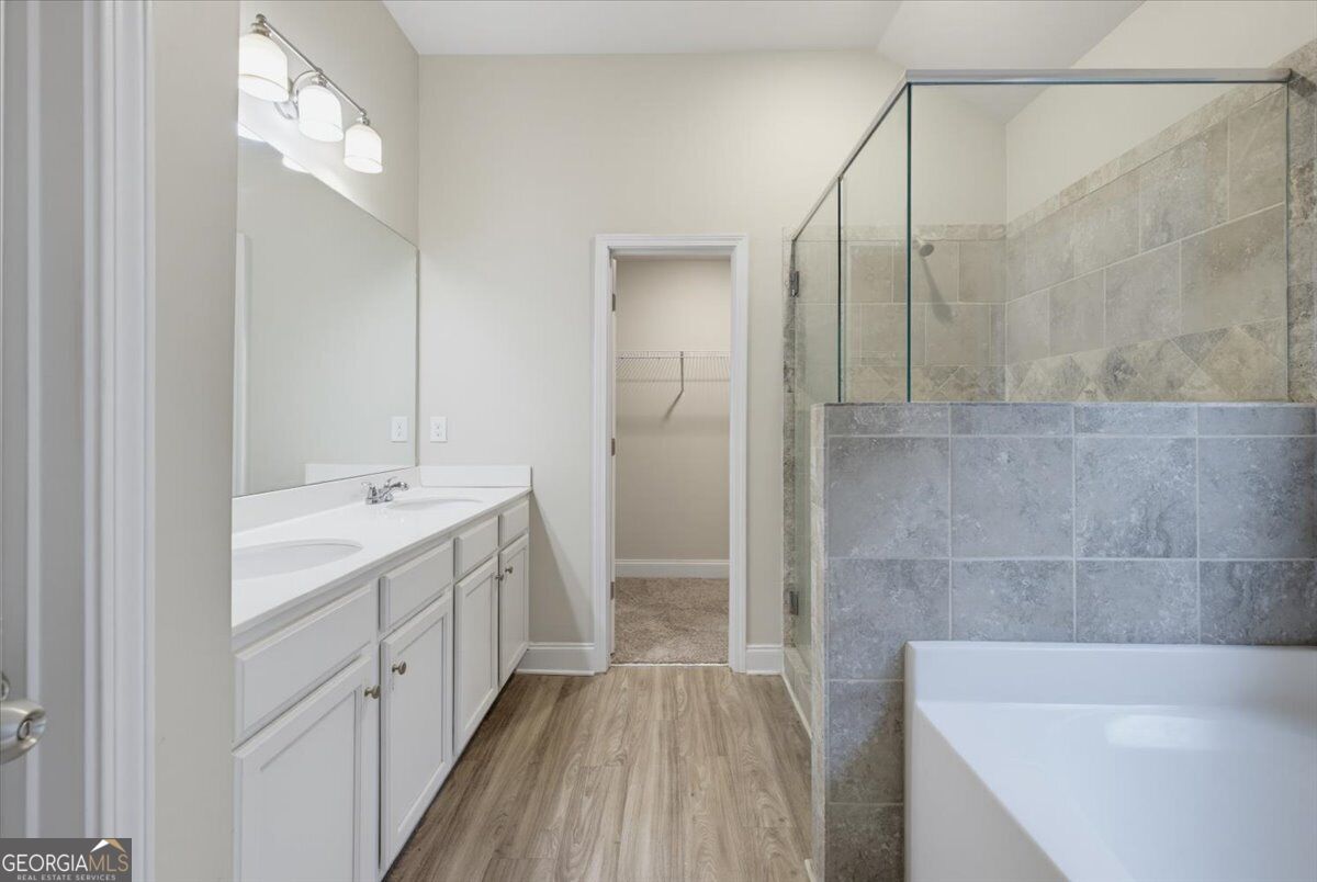 65 Castlemoor Loop Property Photo 20