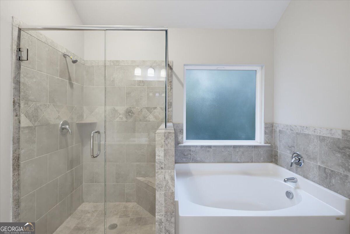 65 Castlemoor Loop Property Photo 21