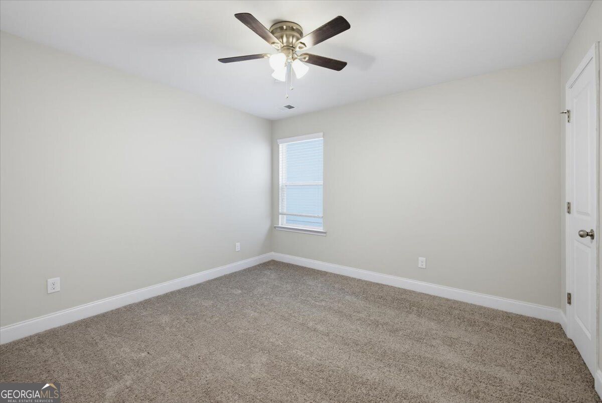 65 Castlemoor Loop Property Photo 26