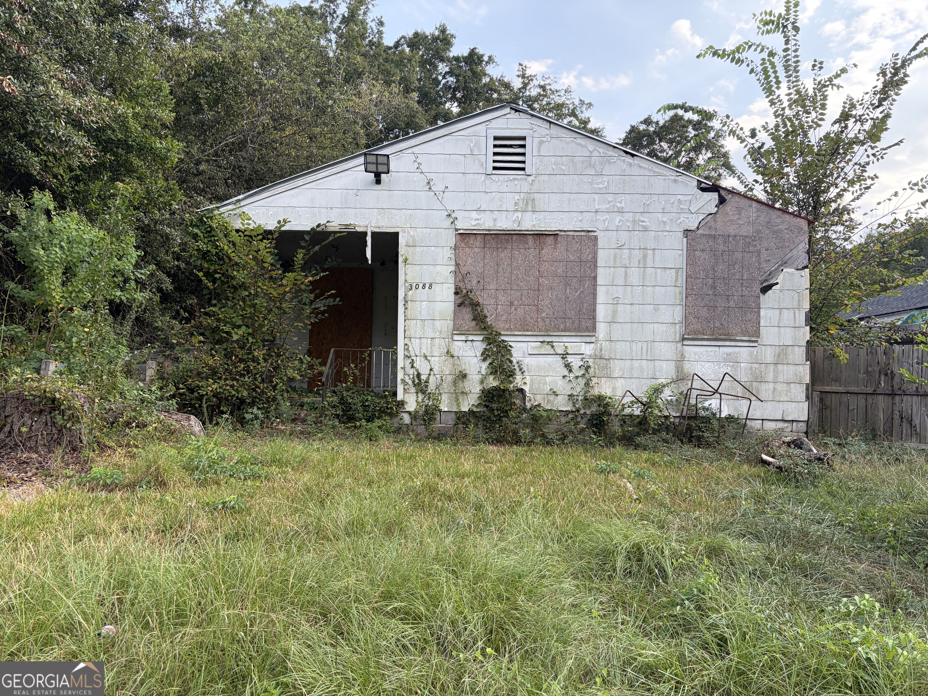 3096 Rice Circle Property Photo 2