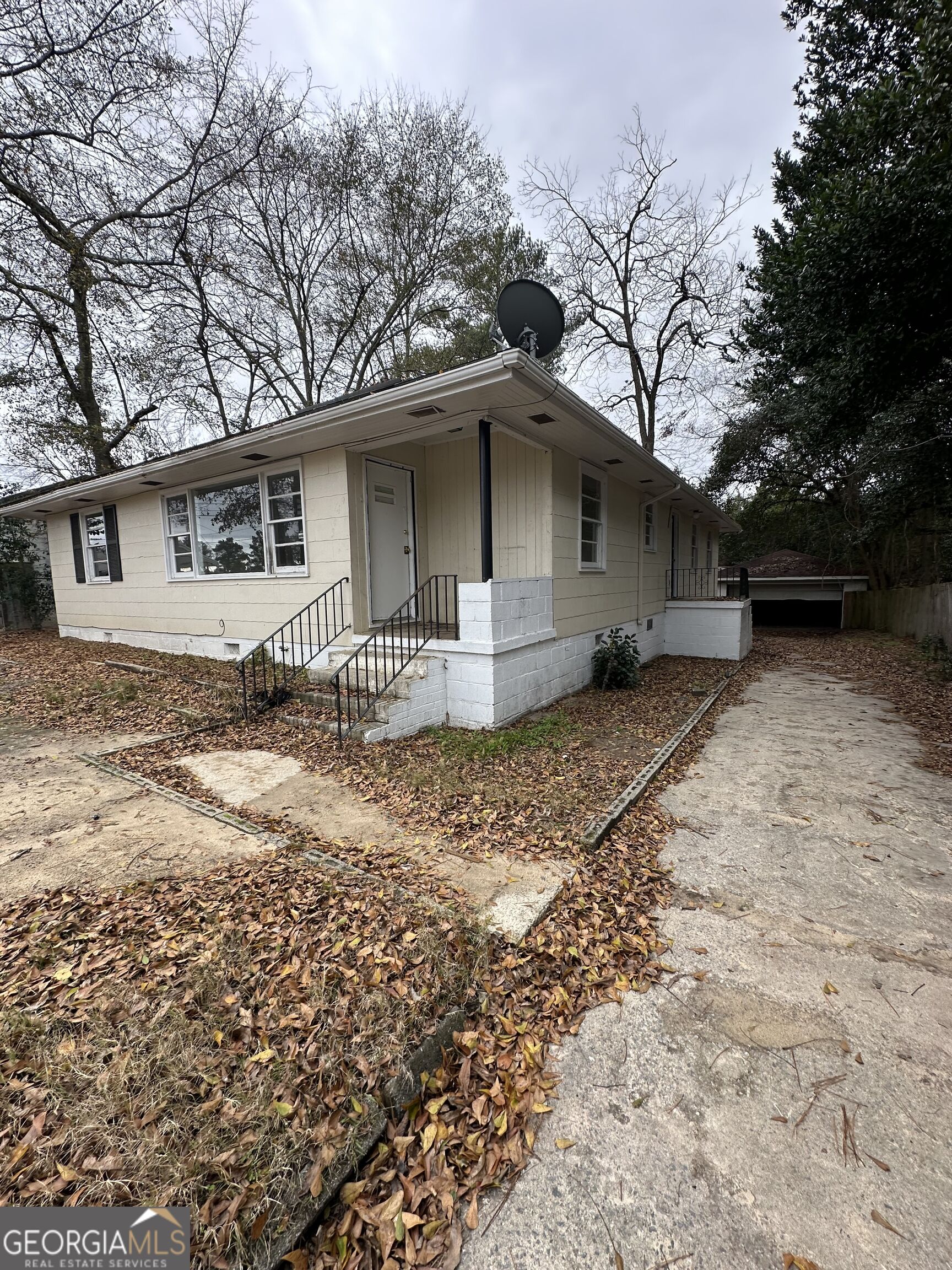 3349 Pio Nono Circle Property Photo 1