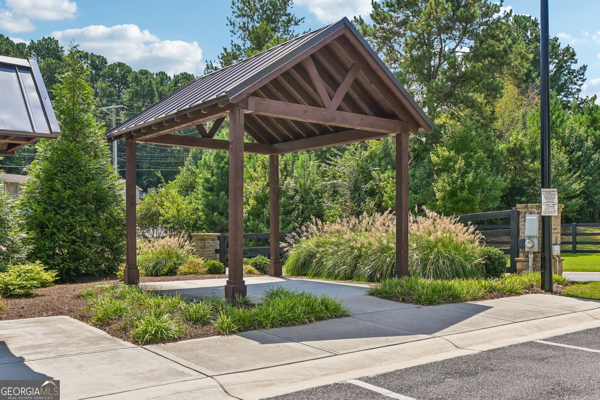 2456 Hidden Creek Road Property Photo 31