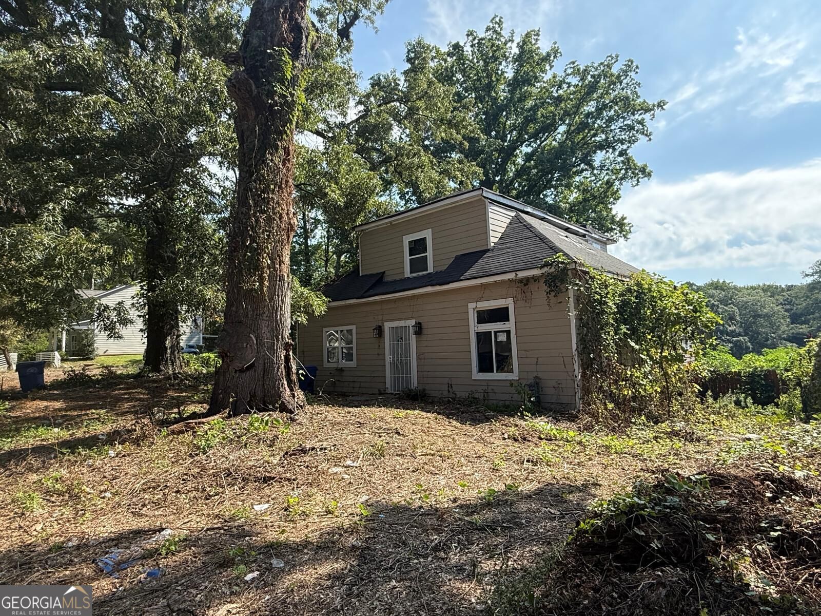 741 S Grand Avenue Nw Property Photo 1
