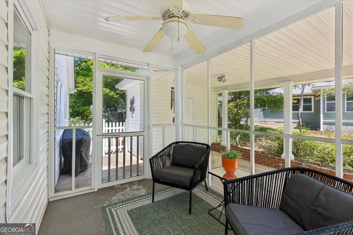1395 Dorothy Drive Property Photo 4