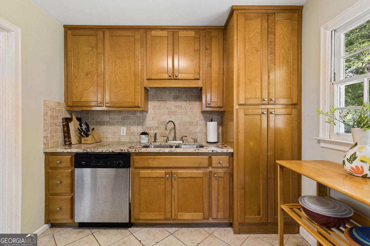 1395 Dorothy Drive Property Photo 17