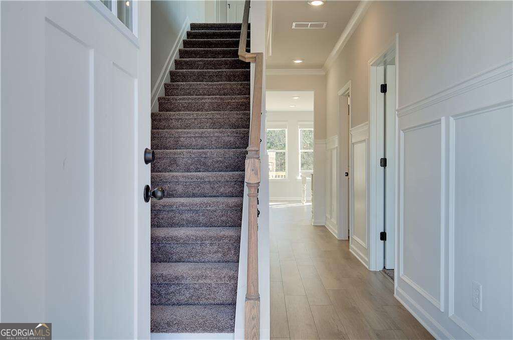 504 Dolce Road Property Photo 4