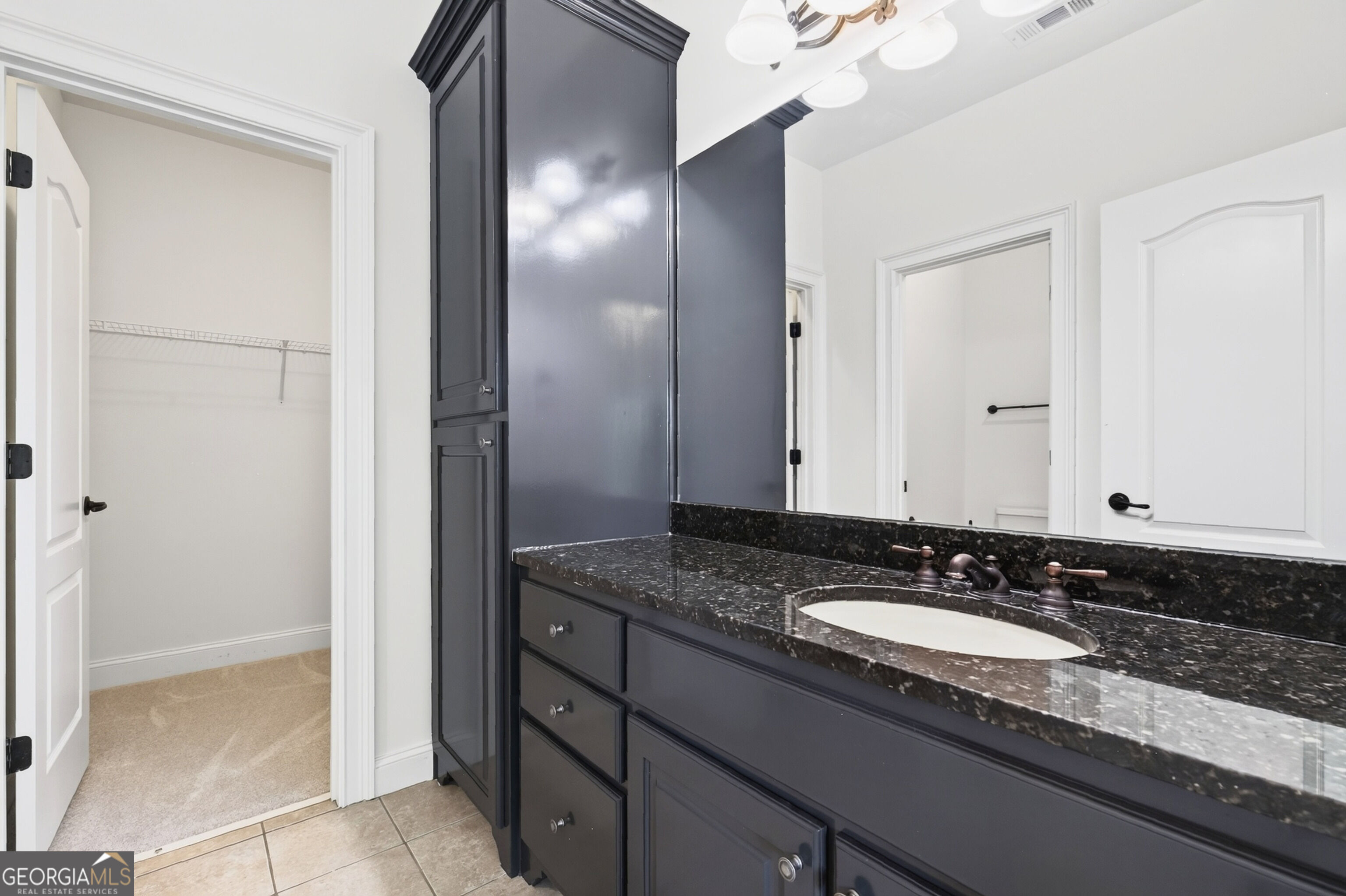 144 Worthington Way Property Photo 33