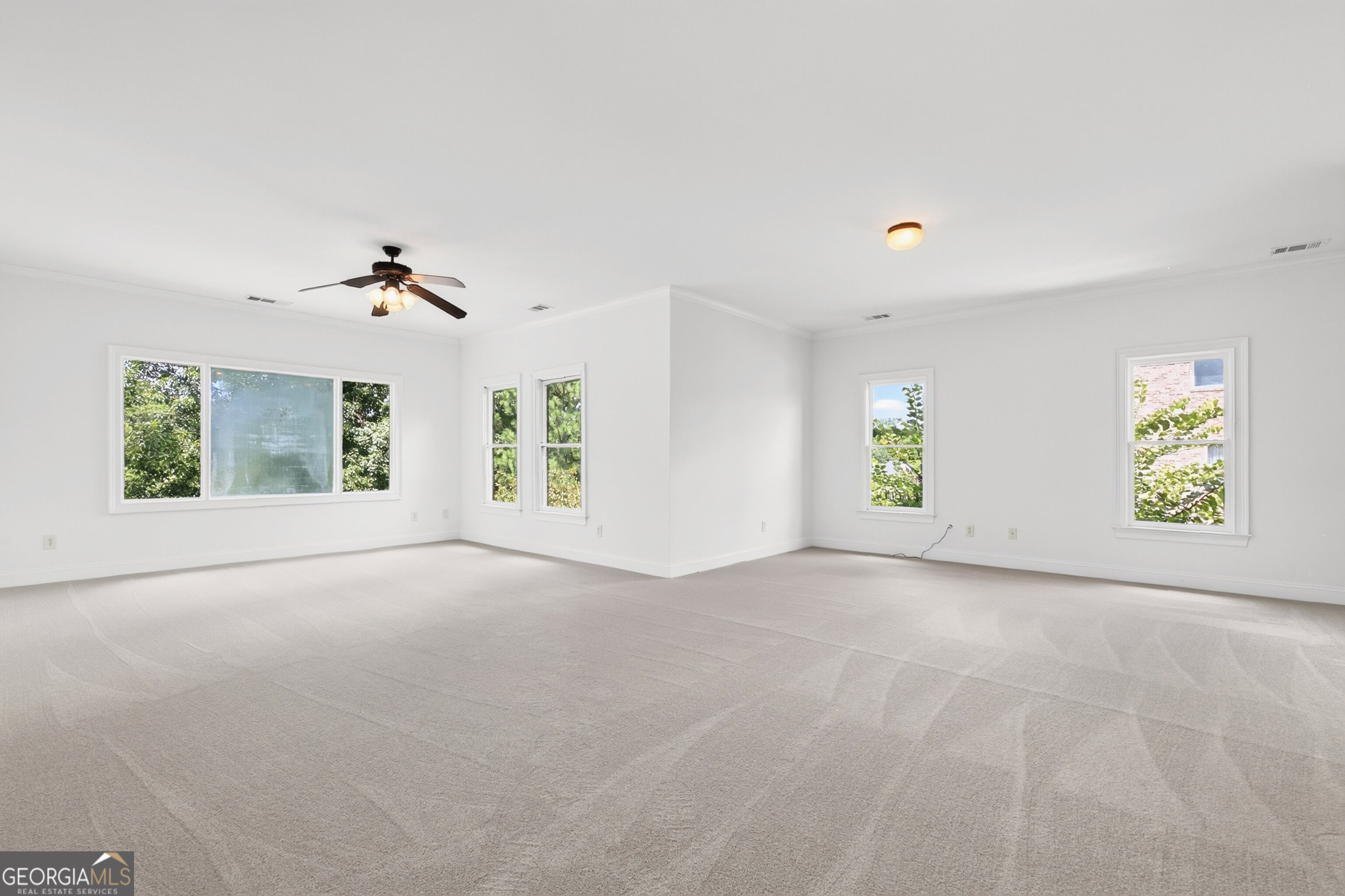 144 Worthington Way Property Photo 42