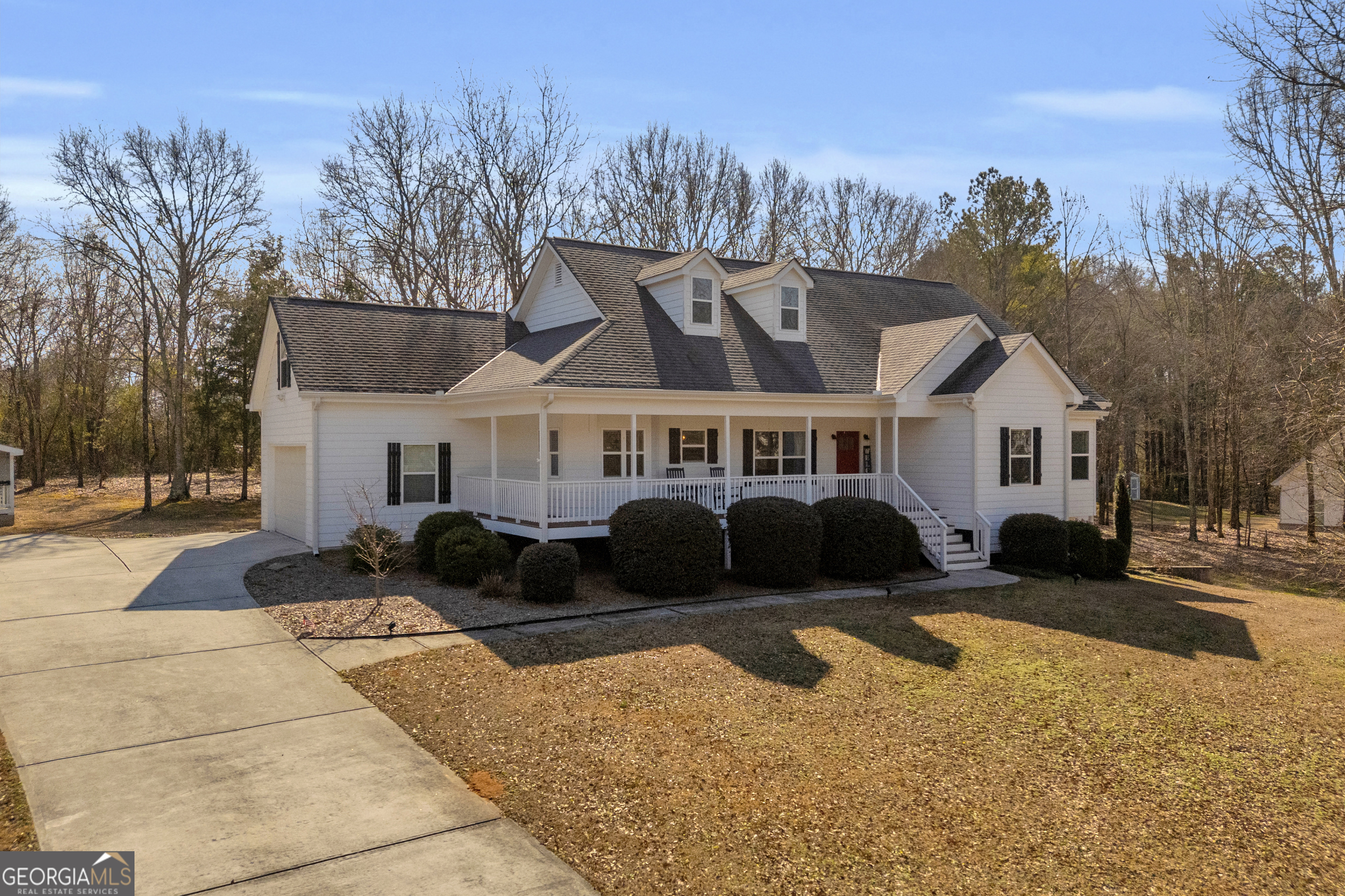 3020 Meadow Trail Property Photo 1