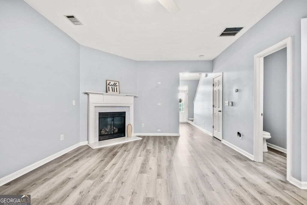 100 Oleander Way Property Photo 8