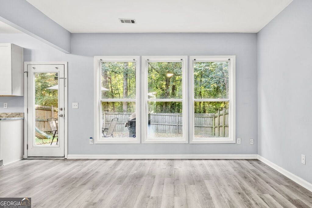 100 Oleander Way Property Photo 10