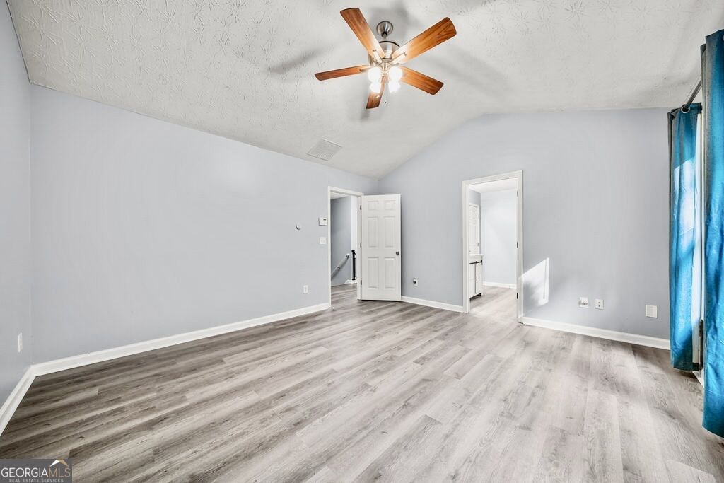 100 Oleander Way Property Photo 17