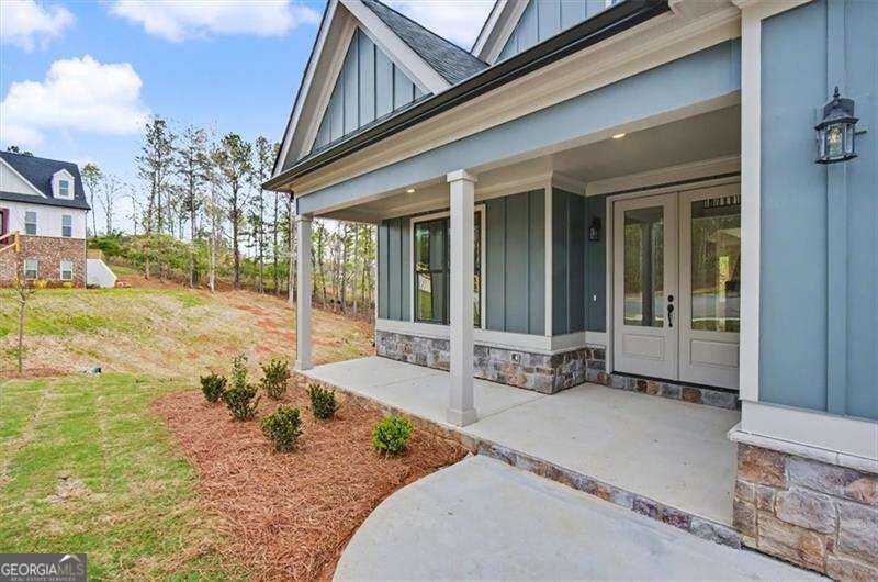 16 Altar Rock Court Property Photo 5