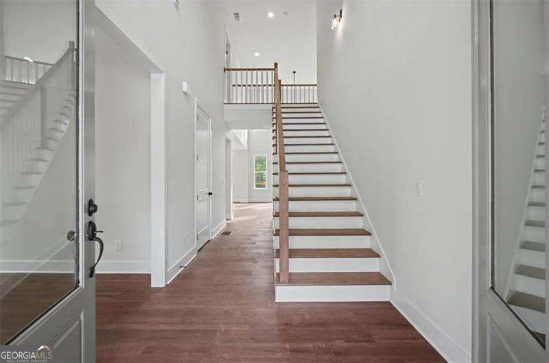 16 Altar Rock Court Property Photo 6
