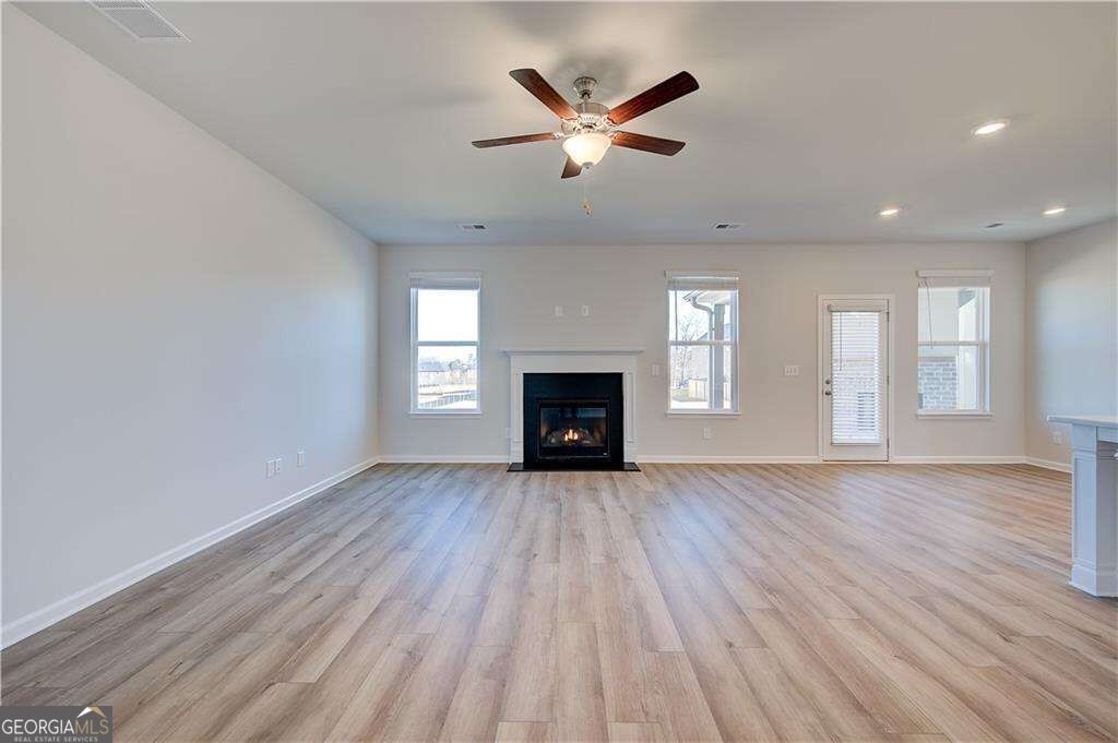 1013 Linford Drive Property Photo 8