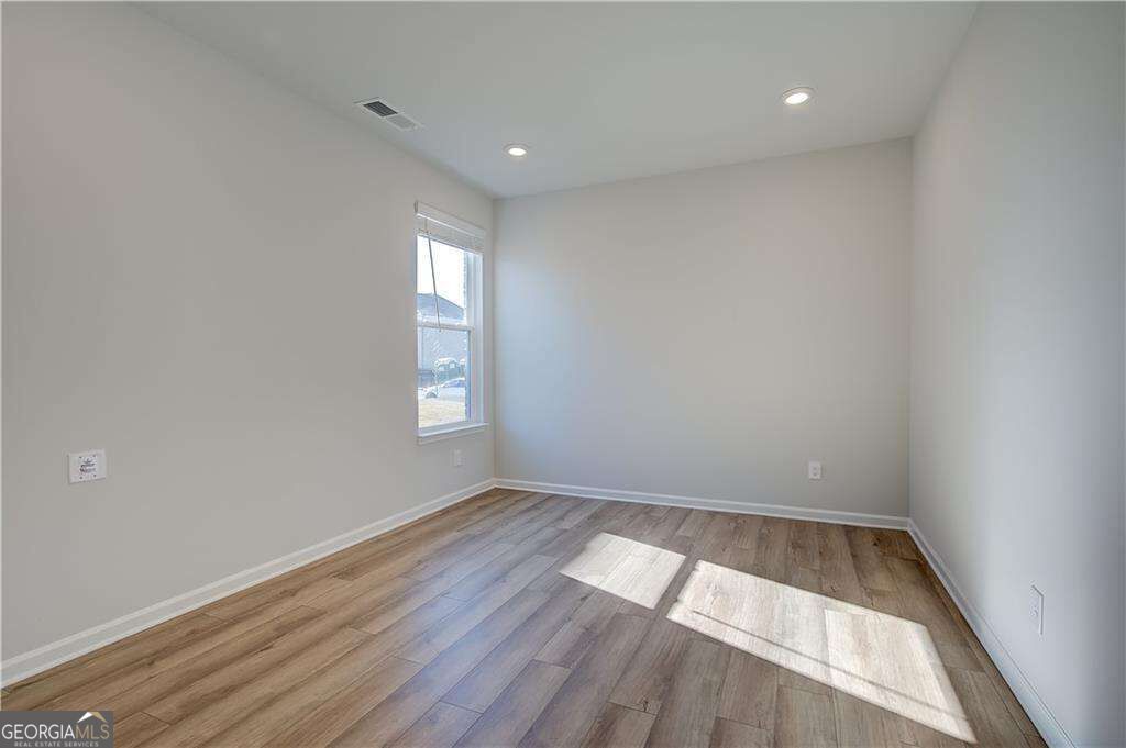 1013 Linford Drive Property Photo 15